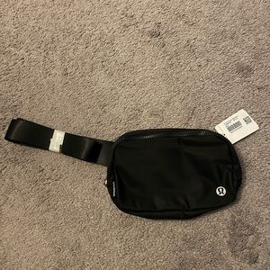 Brand new lululemon every day belt bag